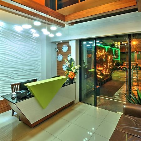 Amaris Suites Butuan City Buitenkant foto