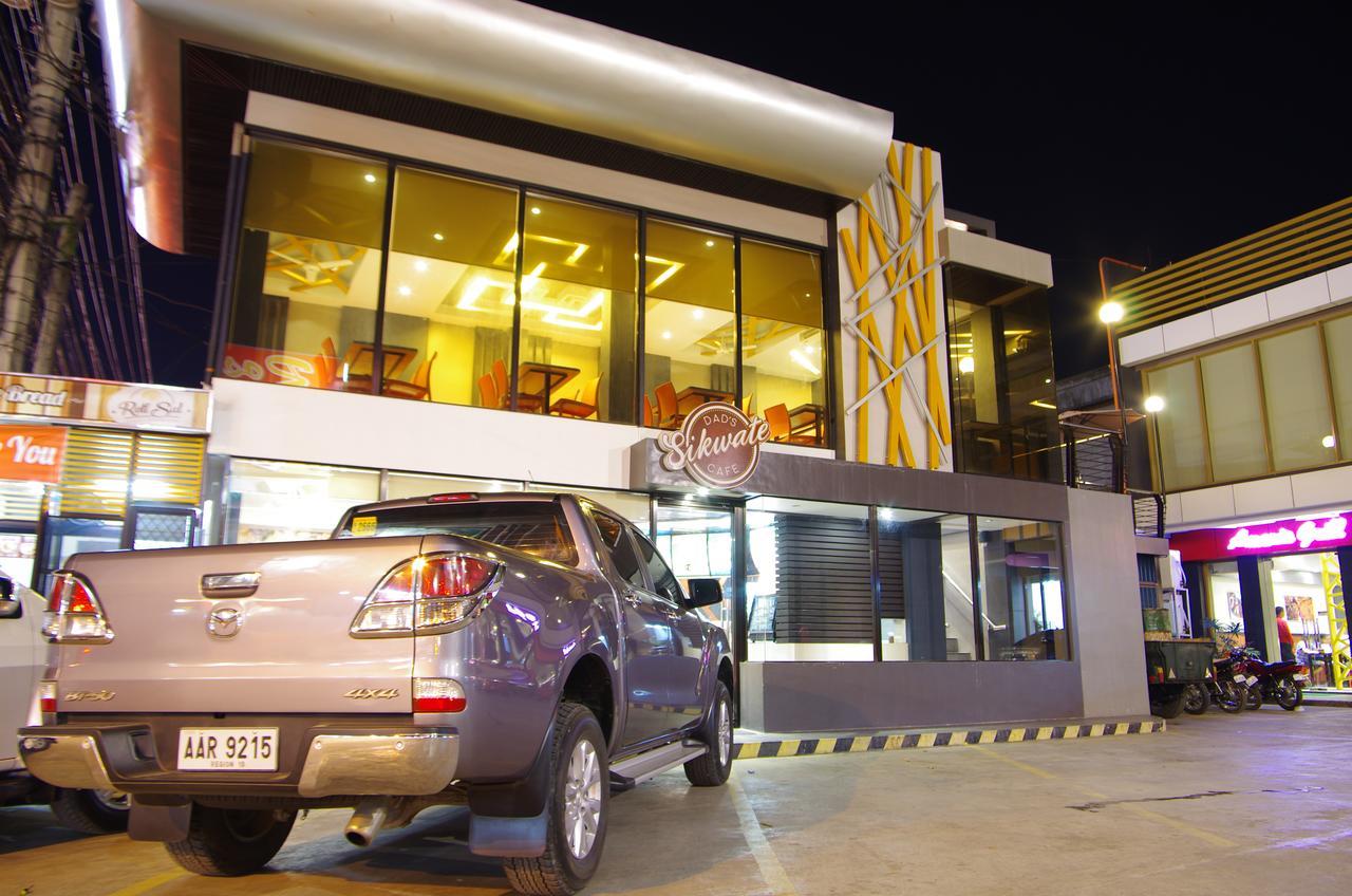 Amaris Suites Butuan City Buitenkant foto