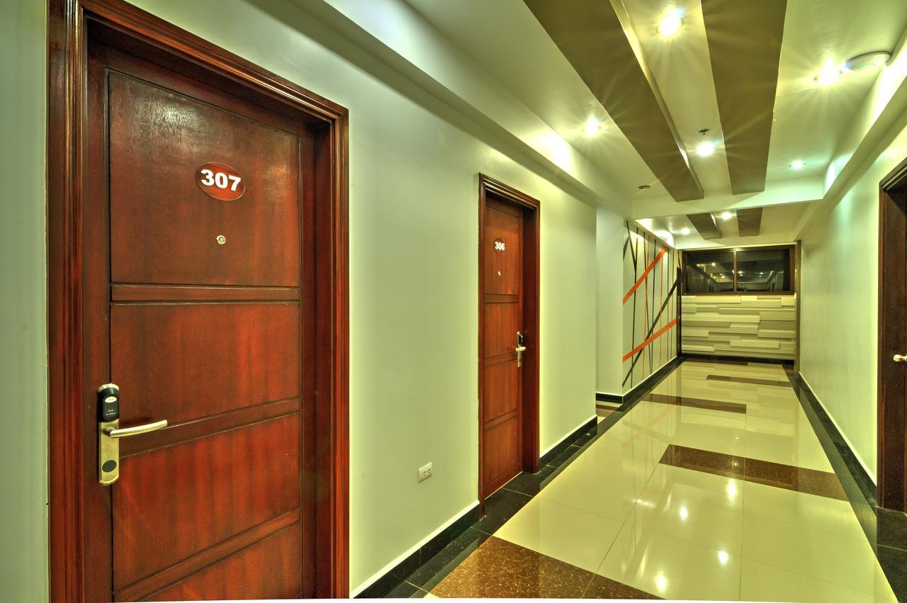Amaris Suites Butuan City Buitenkant foto