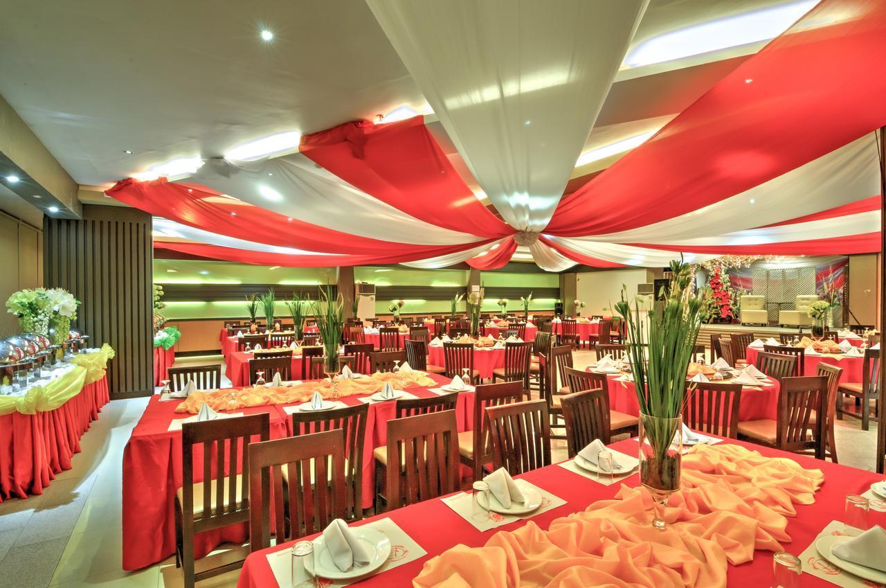 Amaris Suites Butuan City Buitenkant foto
