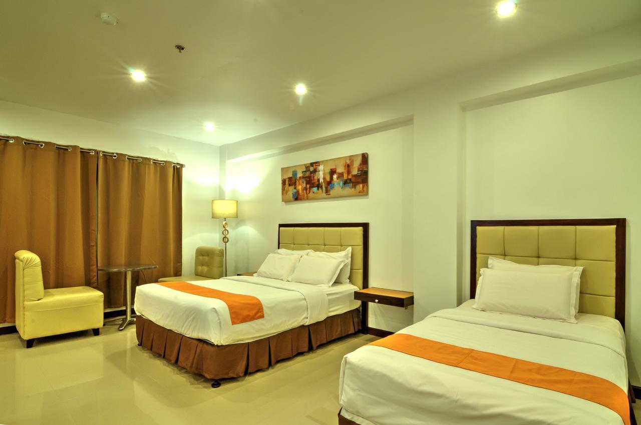 Amaris Suites Butuan City Buitenkant foto